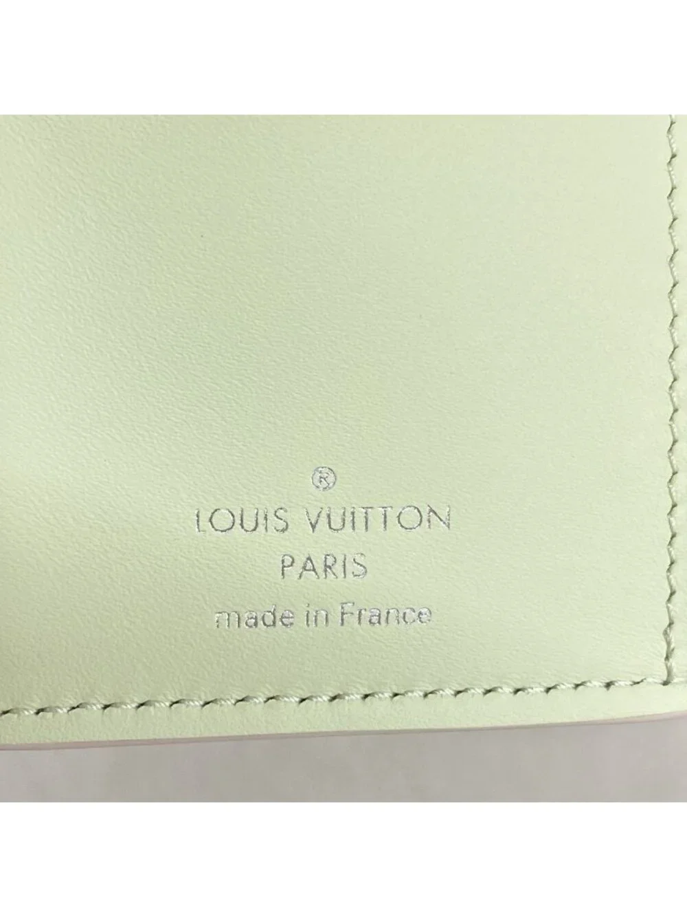 Louis Vuitton Wallet Mahina Leather Portefeuille Clair Green Quartz